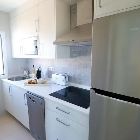 Apartamento Sunbeach Rodas Climatizado , Wifi Y Vistas Al Mar